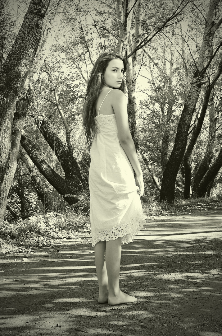 https://img.fotocommunity.com/mariana-5b551eb7-21b0-44ee-9716-77894ad25550.jpg?height=1080