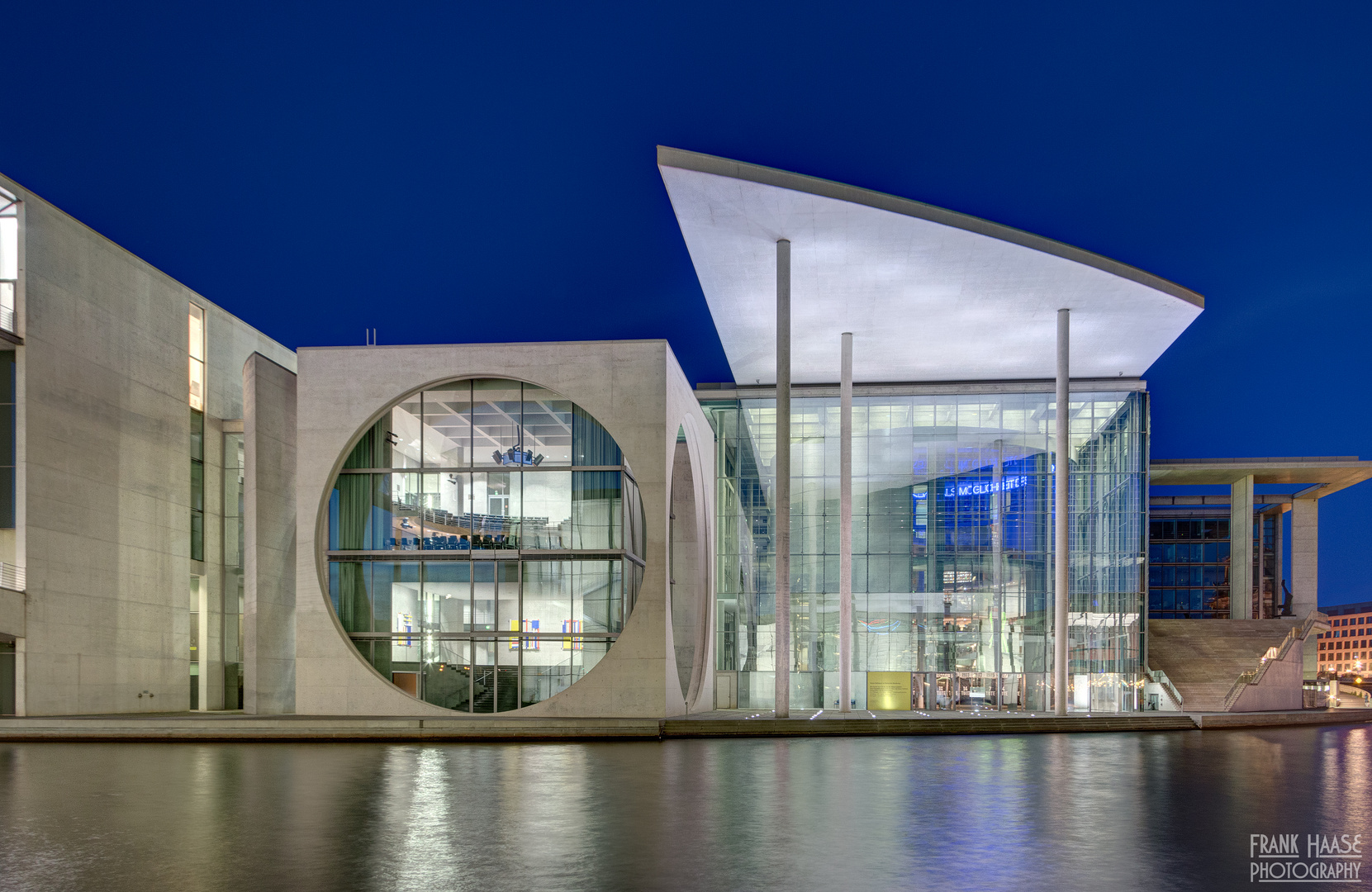 Marie-Elisabeth-Lüders-Haus (Spreeseite)