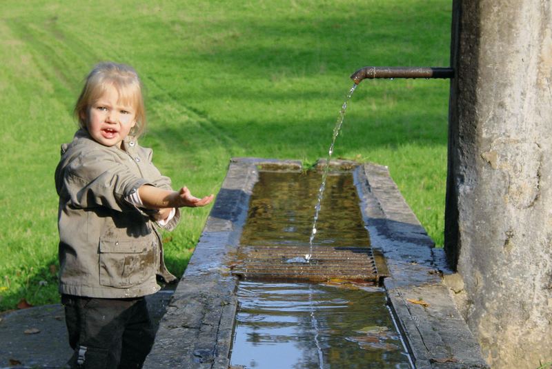 Marieke am Brunnen