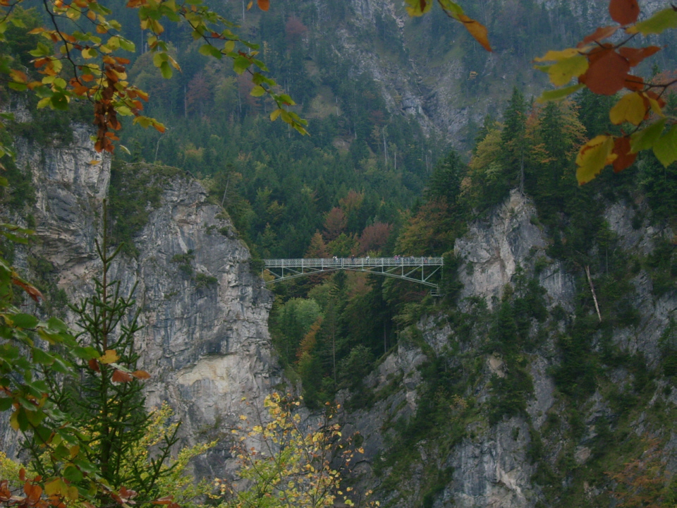 Marienbrücke im Herbst