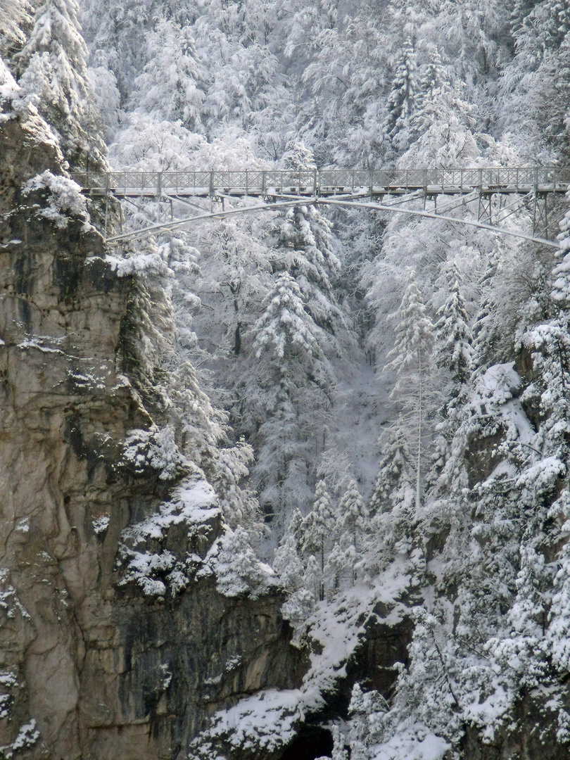 Marienbrücke im Winter.