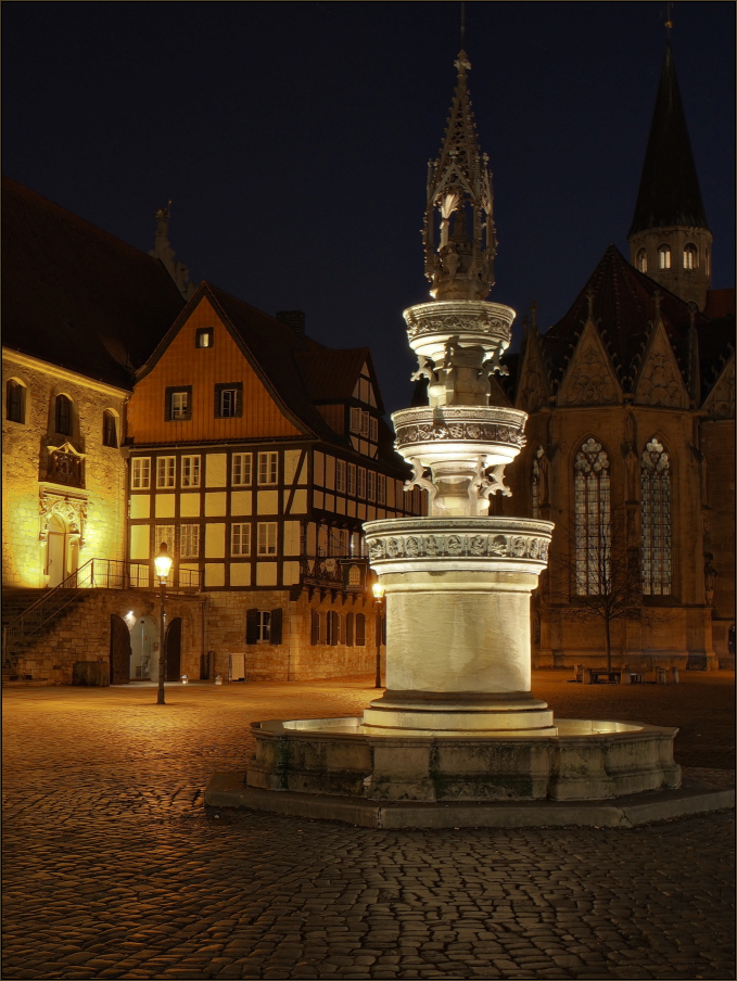 Marienbrunnen auf dem Altstadtmarkt