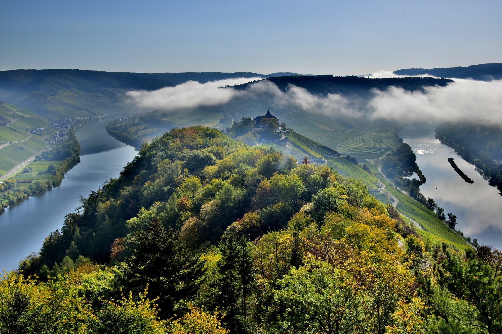 Marienburg im Morgennebel