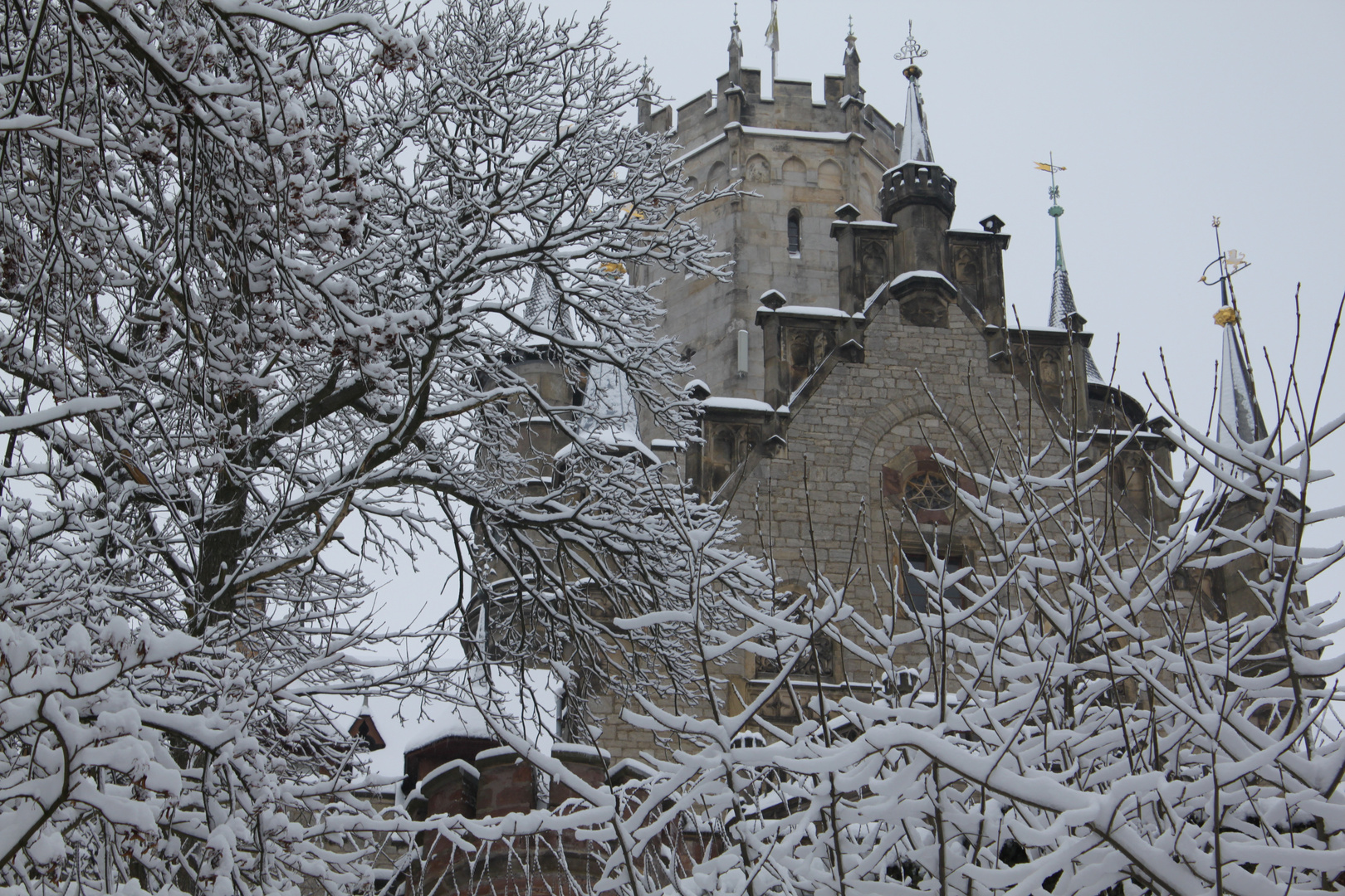 Marienburg im Schnee versunken