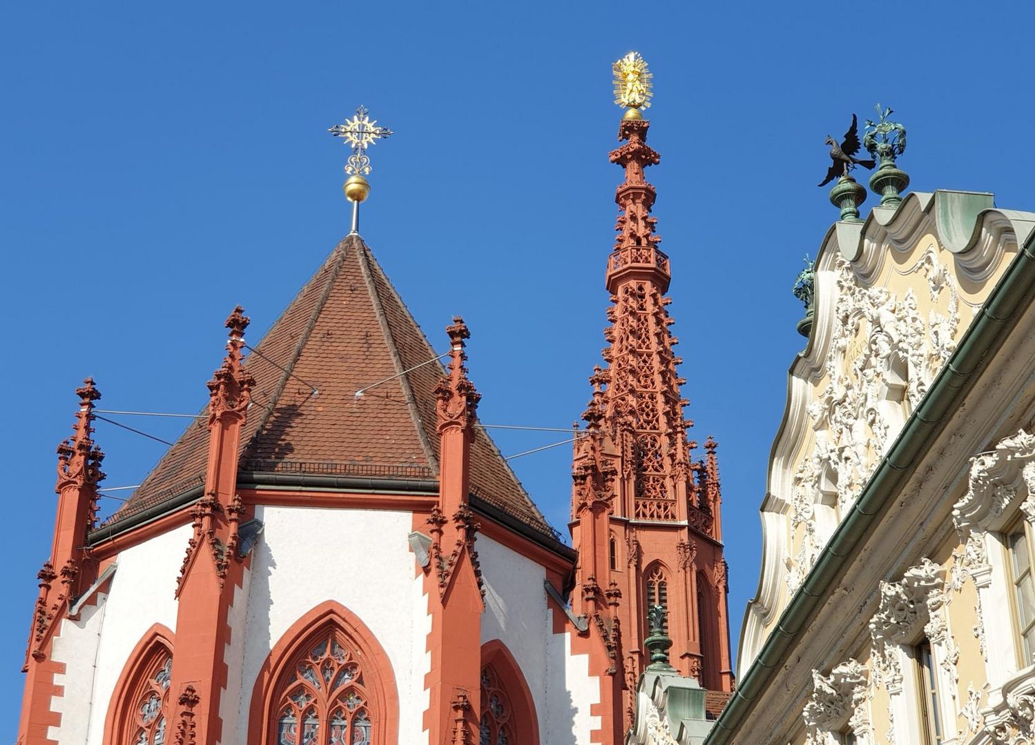 Marienkapelle und Falkenhaus in Würzburg