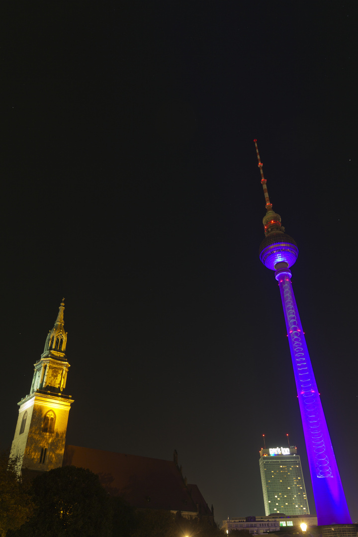 Marienkirche und Fernsehturm Berlin