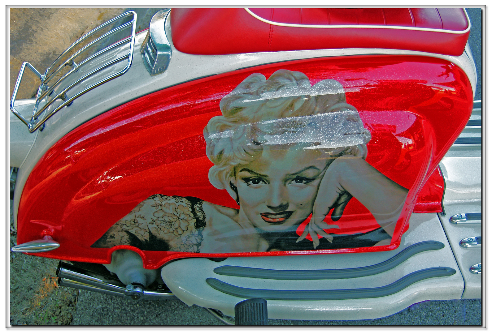 marilyn in lambretta...