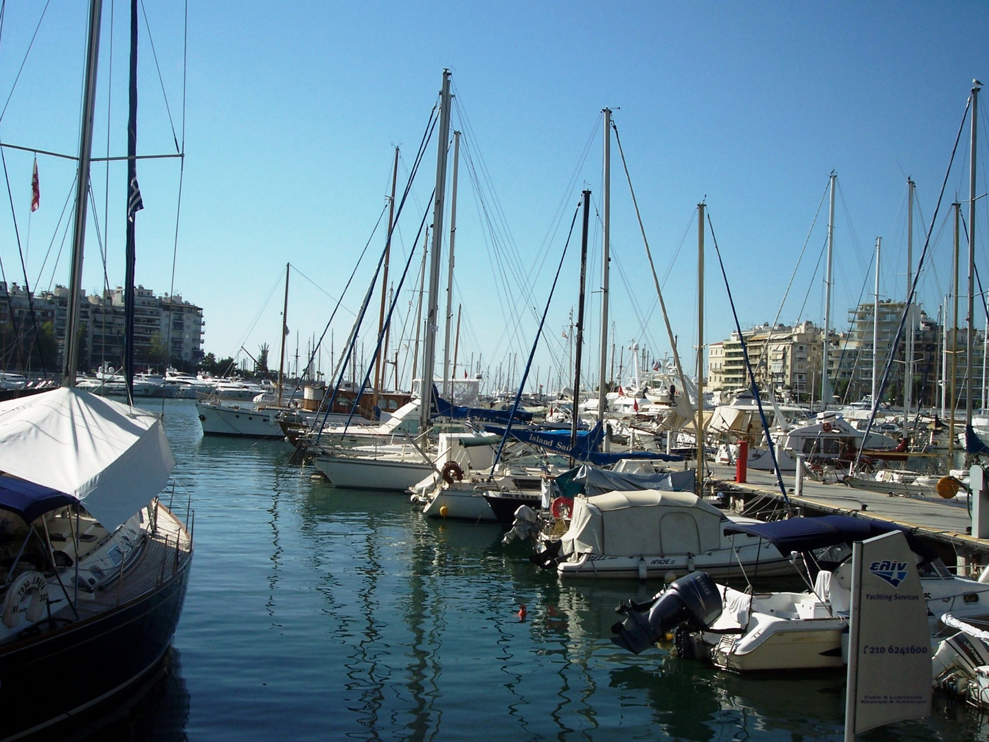 Marina au Pirée(Passalimani)