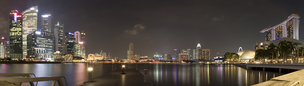 Marina Bay at night