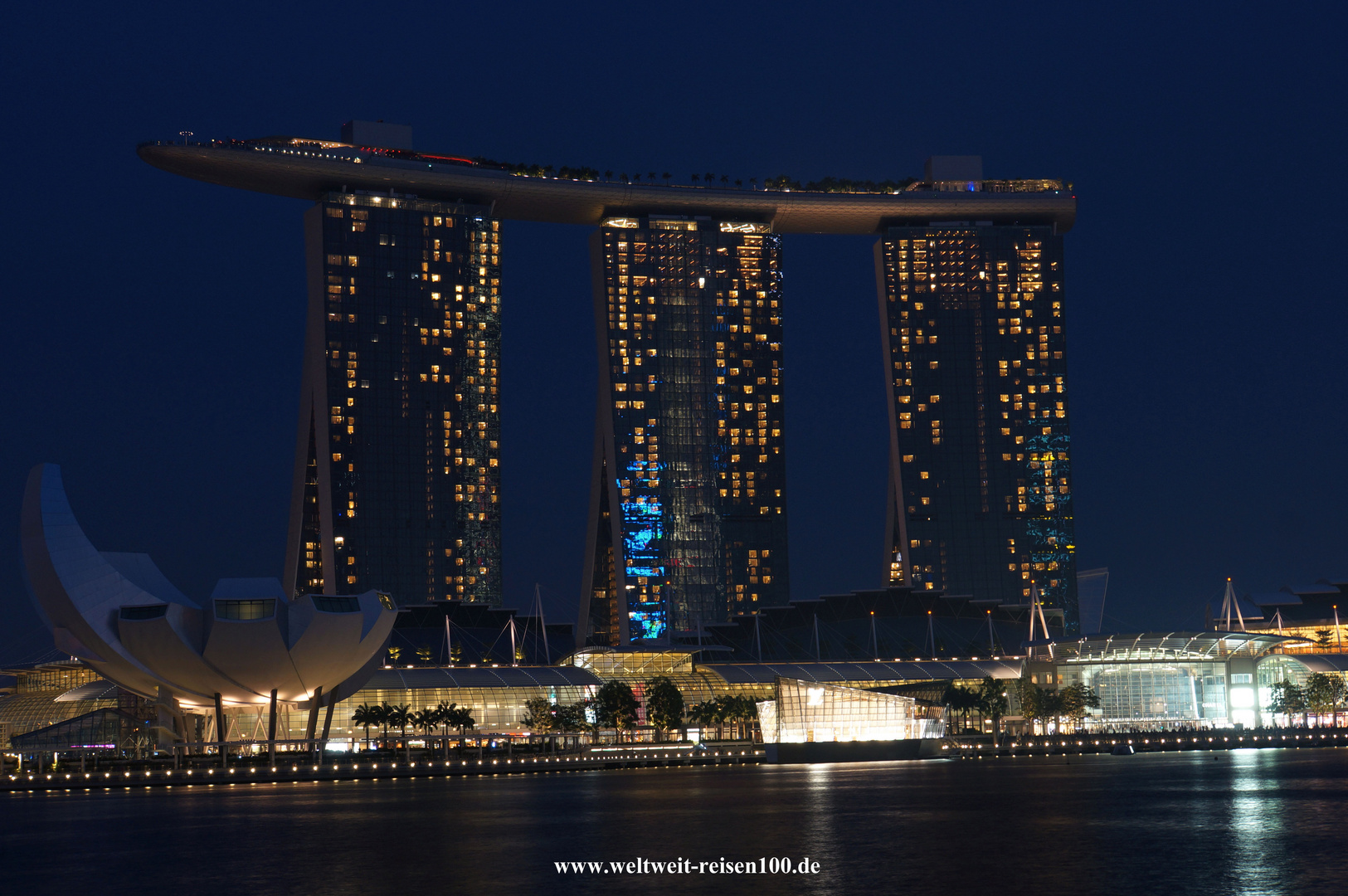 Marina Bay Sands Hotel by night