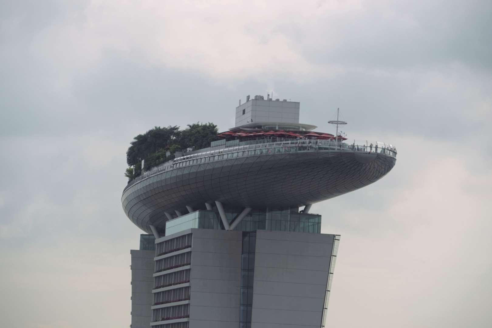 Marina Bay Sands, von unten