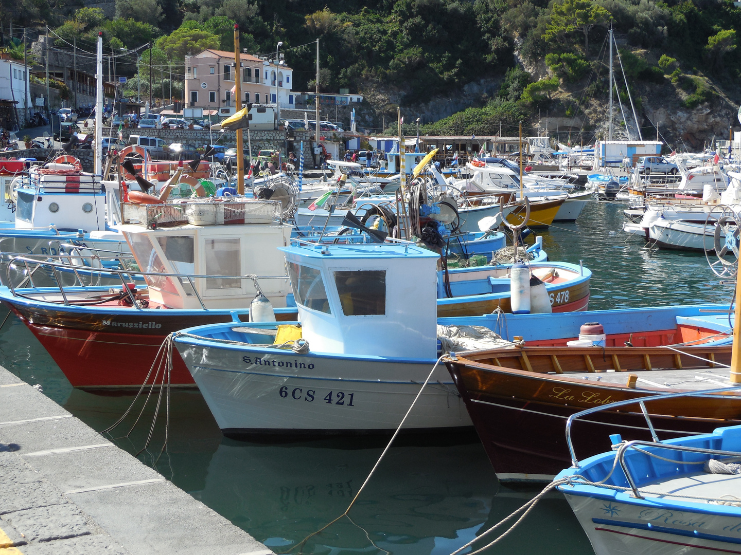 Marina della Lobra Boote