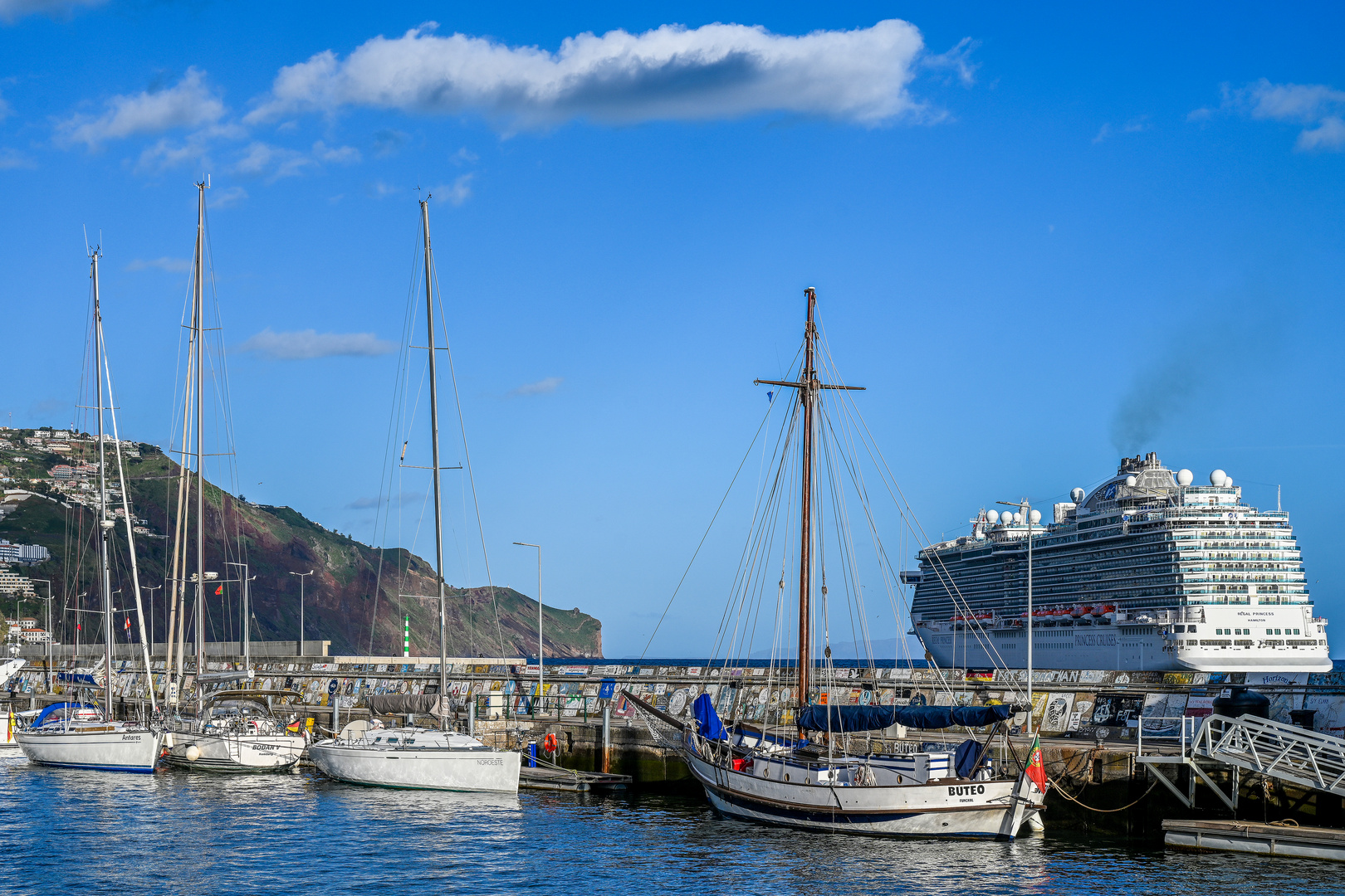 Marina do Funchal 02