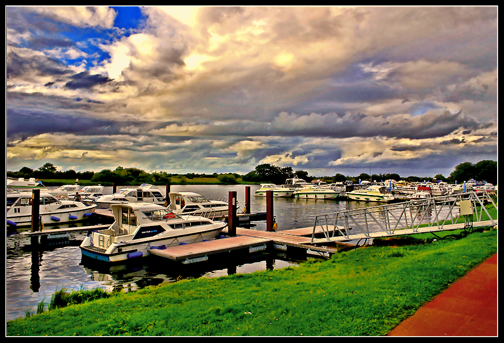 Marina in Banagher Foto & Bild europe, united kingdom & ireland