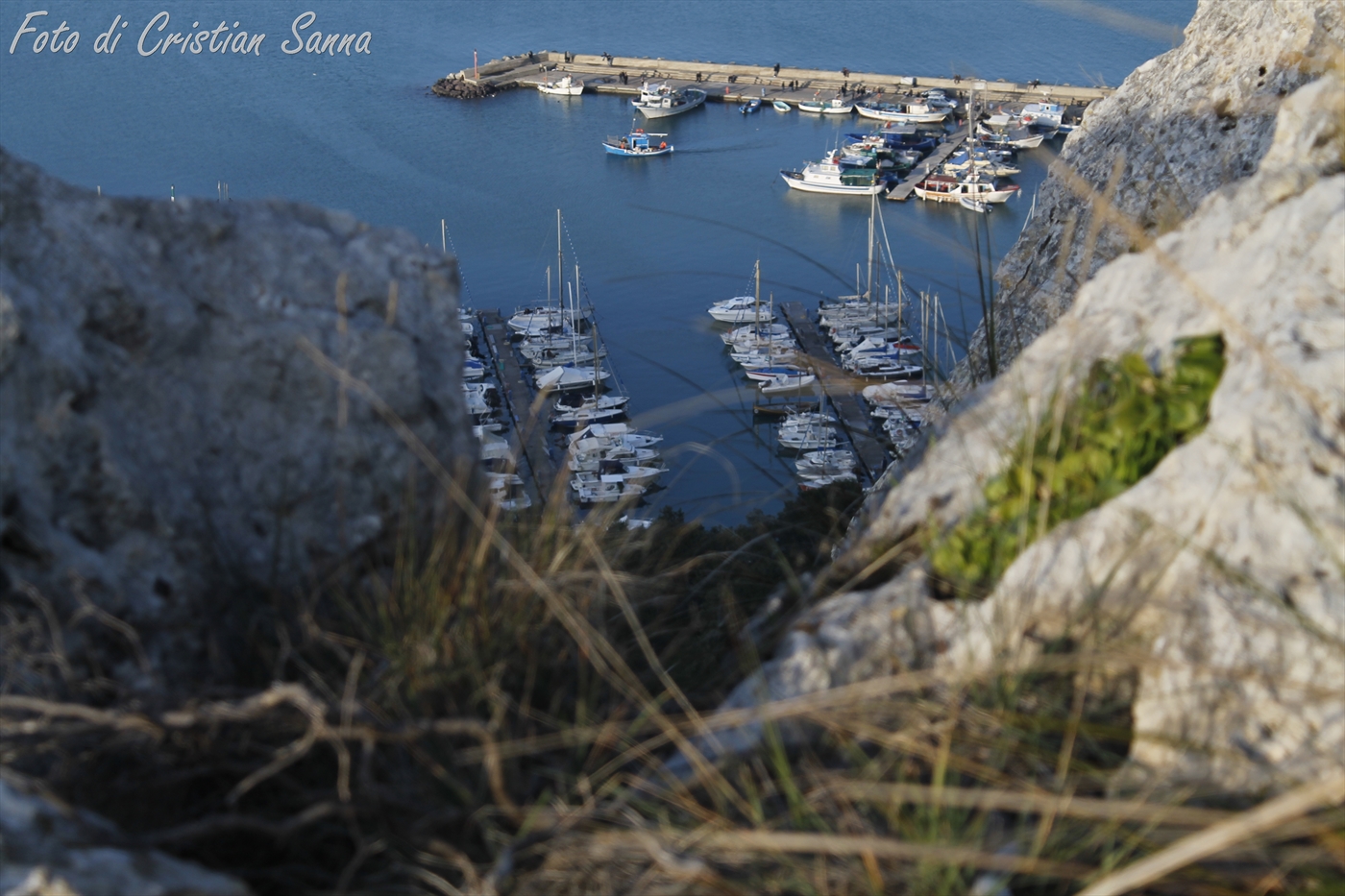 Marina piccola vista dalla sella del diavolo (ca)