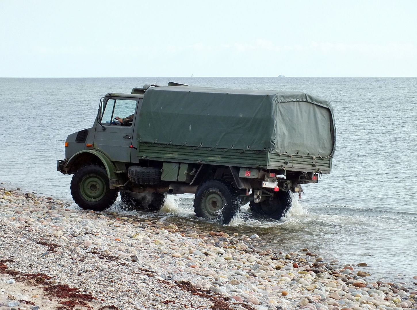 MARINE-Hilfs-Seestreitkräfte ;o) ...