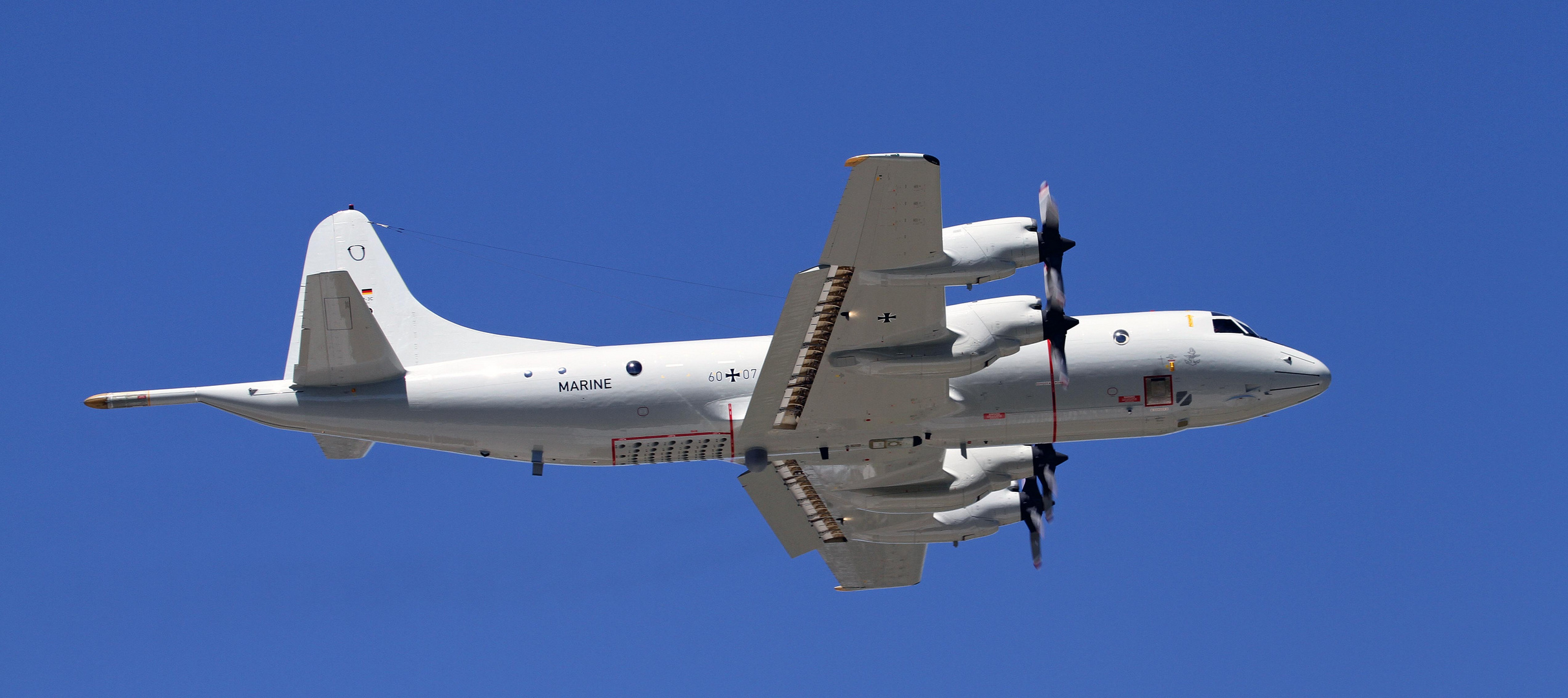 Marine Lockheed P-3