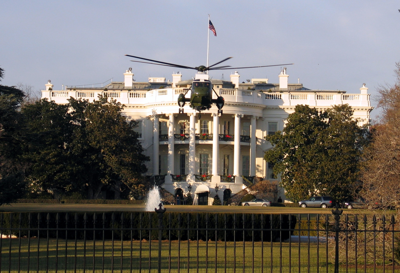 Marine One Leaving Home