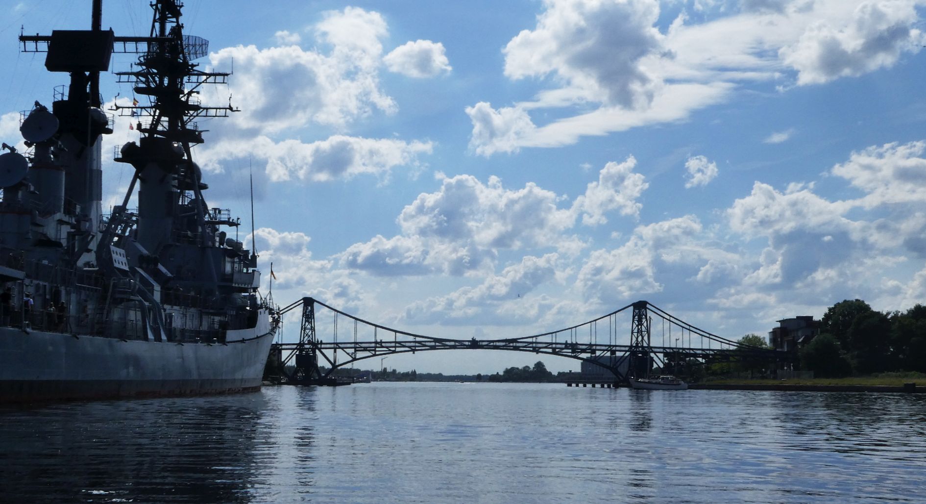 Marinehistorische Hafenrundfahrt...