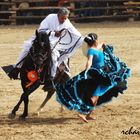 Marinera Mujer y Chalan a caballo