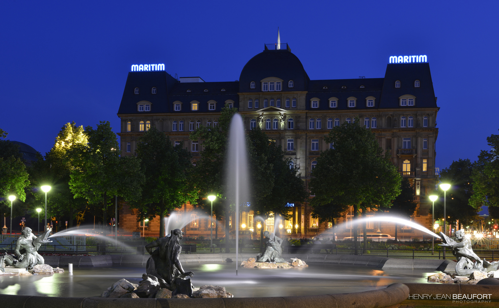 Maritim Mannheim am Wasserturm