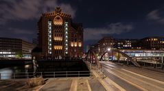 Maritimes Museum  und Busanbrücke