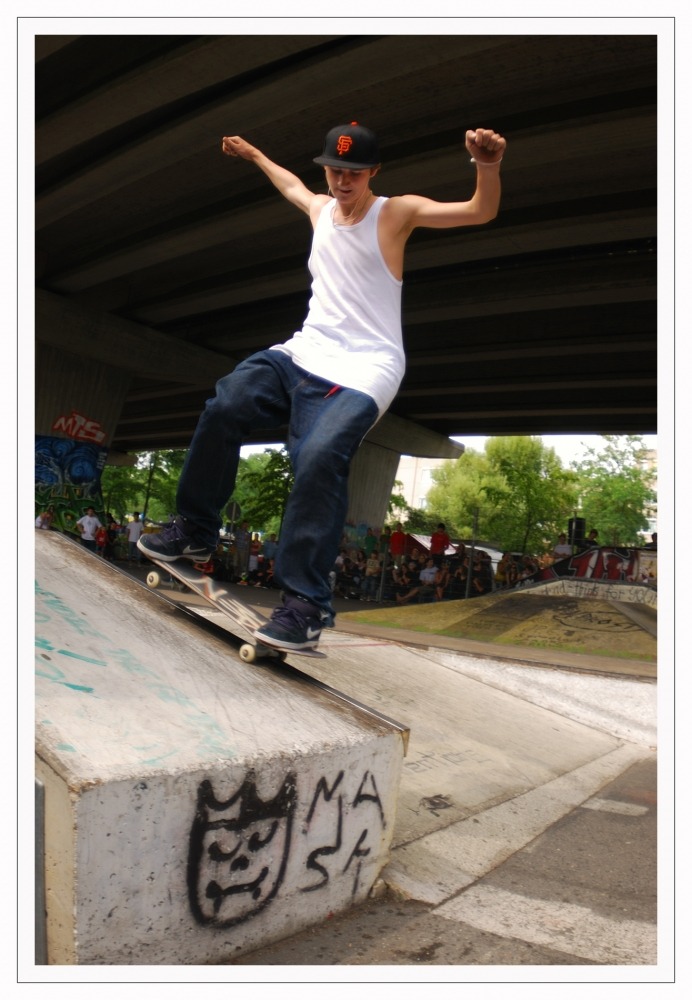 Marius Sperr Fs Nosegrind  ;)