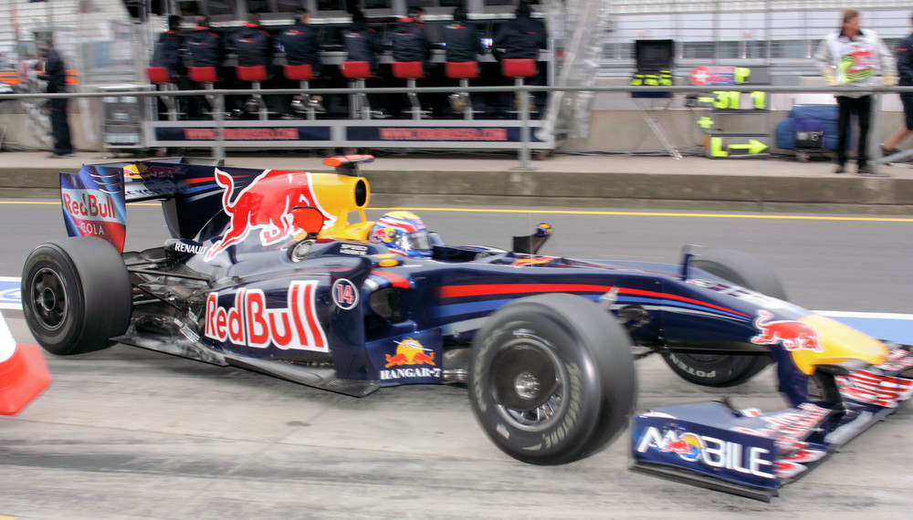 Mark Webber - Boxenstop -  Nürburgring - 2009
