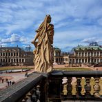 Markanten Statue wacht über den Zwinger 