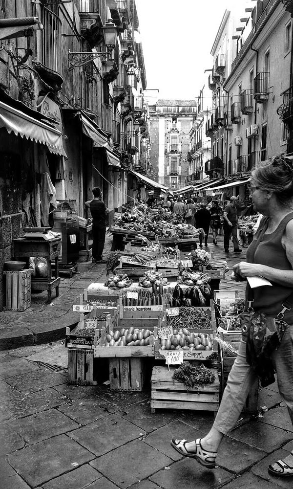 Market Day Naples Vomero