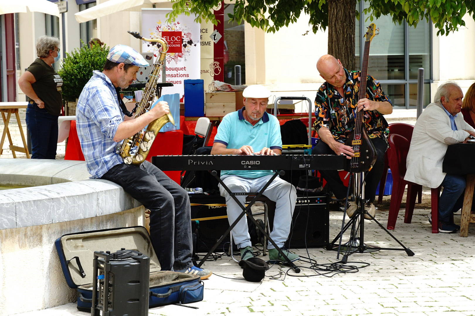 Markt in Eauze mit Livemusik