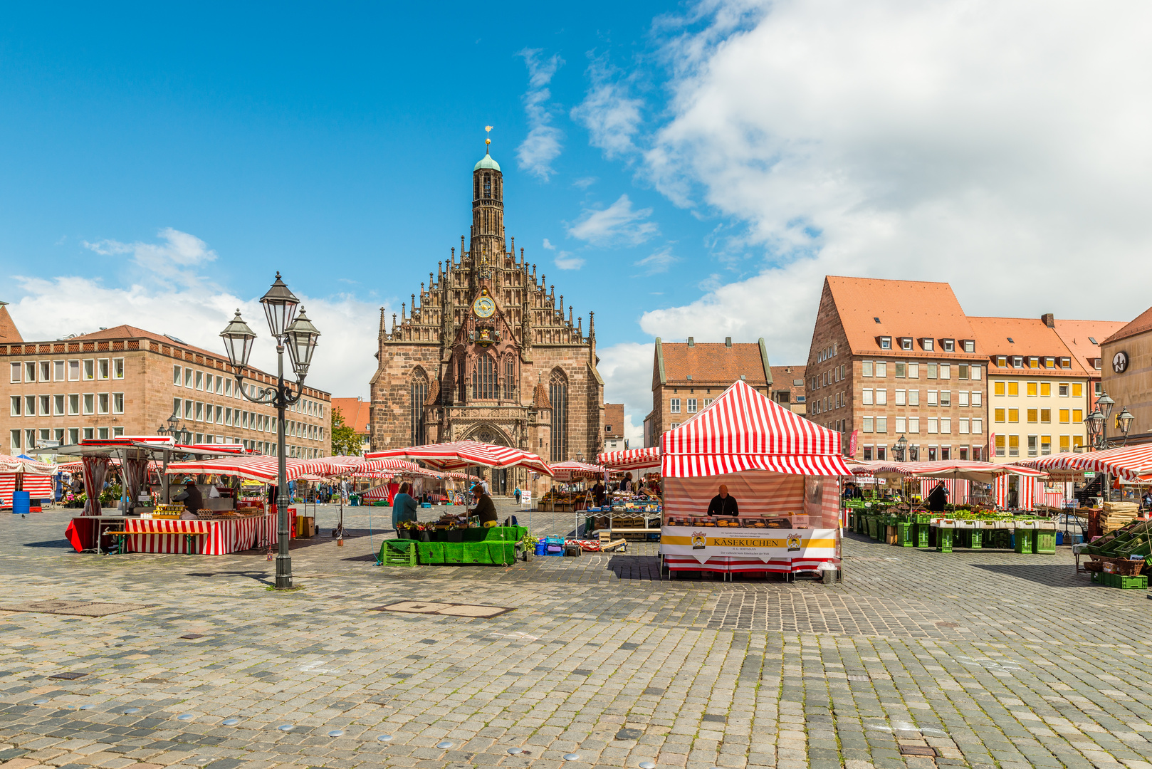 Markt und Frauenkirche Nürnberg 82