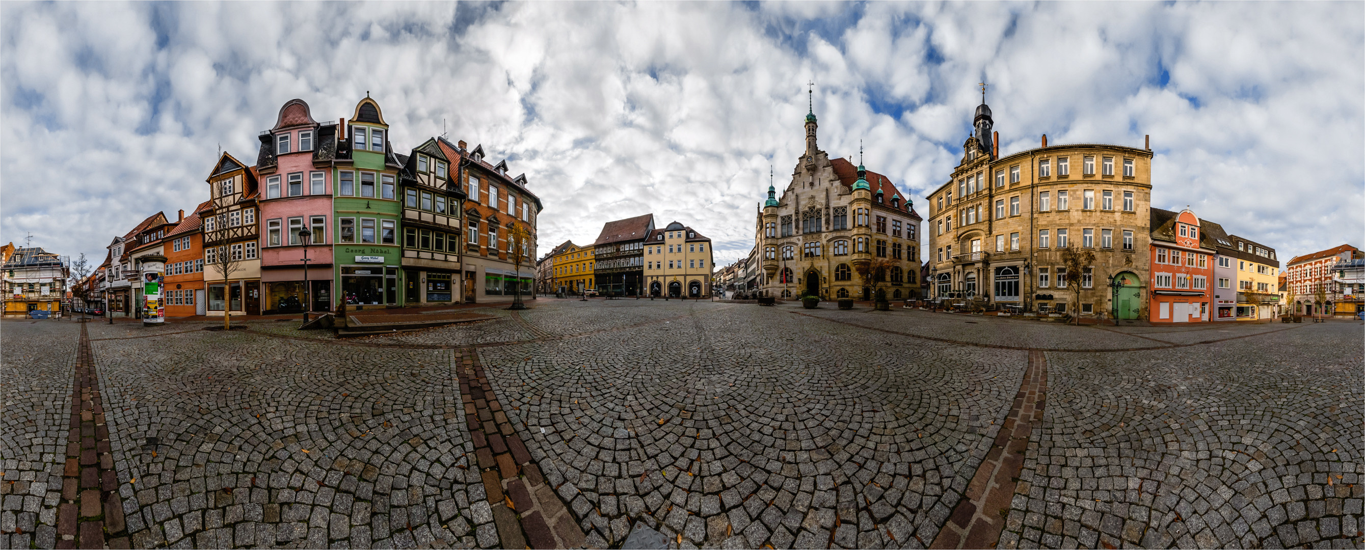 Markt und Helmstedter Rathaus (360°-Ansicht)