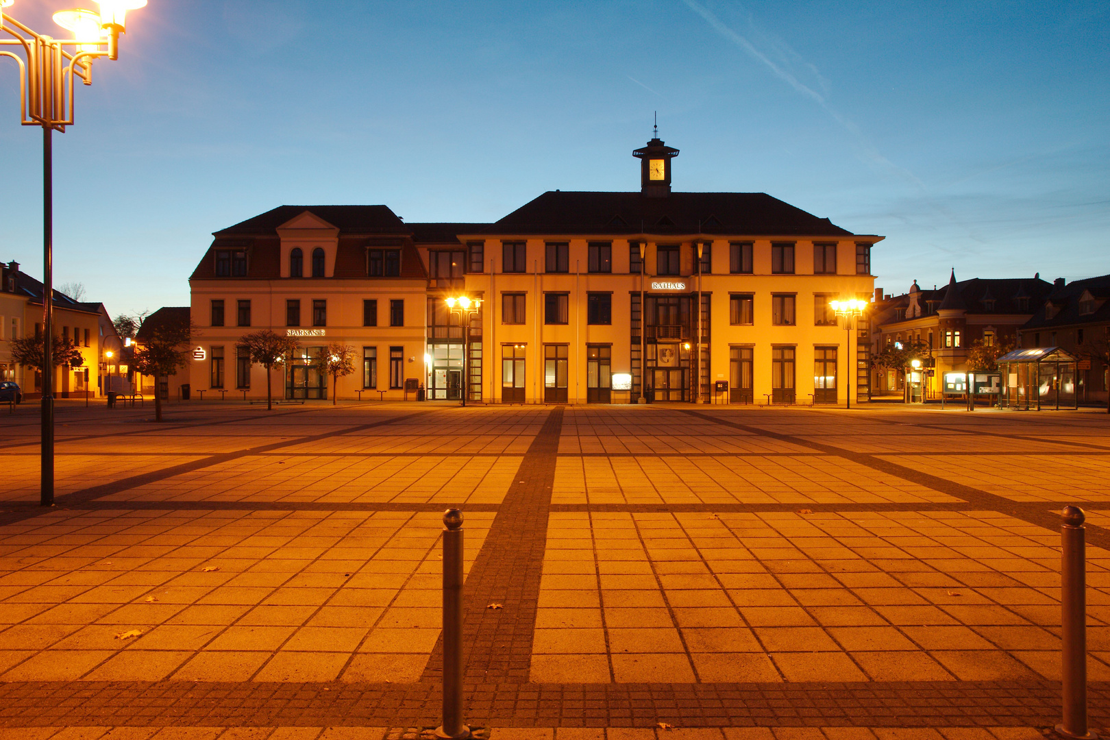 Markt und Rathaus in Naunhof (Landkreis Leipzig) 2