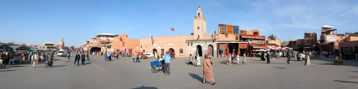 Markt von Marrakesch am Tag