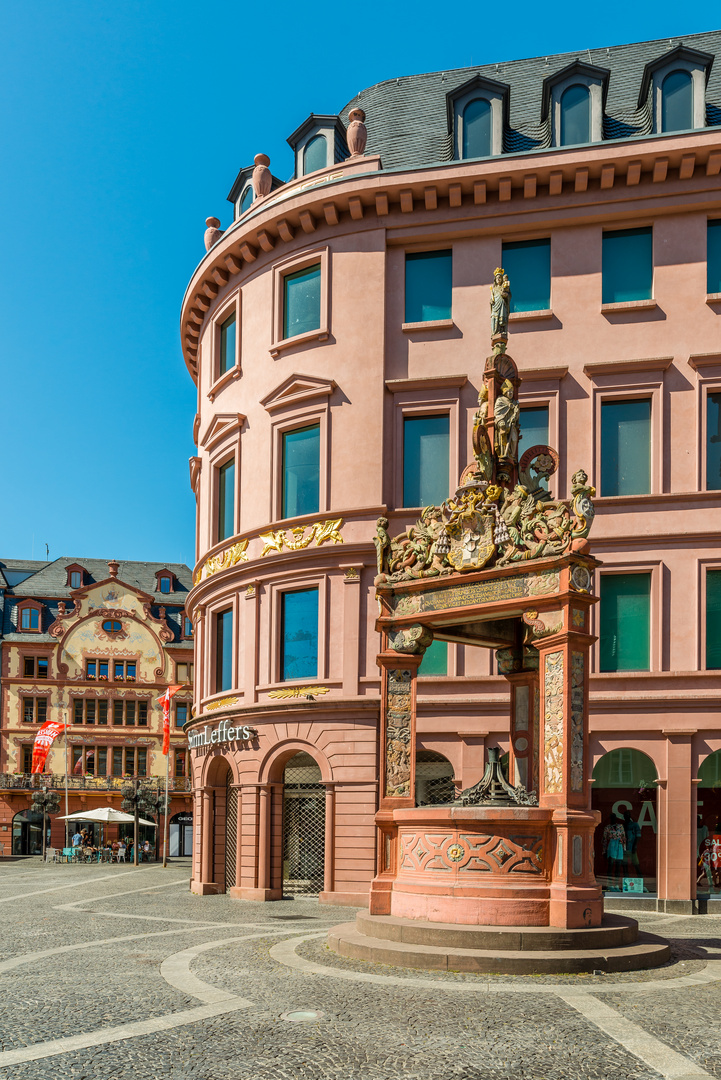 Marktbrunnen Mainz 86