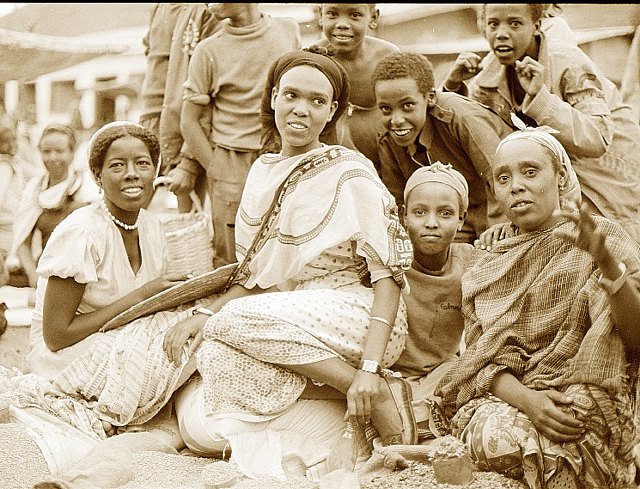 Marktfrauen in Asebe Teferi ( Äthiopien ) von Andreas Depping