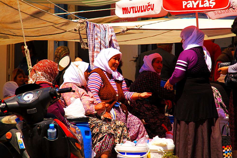 Marktfrauen in Milas