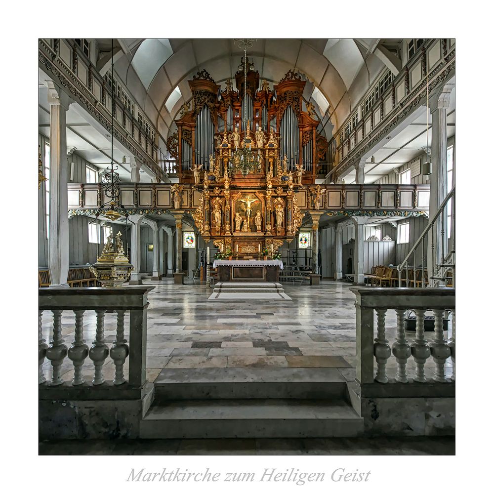 Marktkirche zum Heiligen Geist (Clausthal-Zellerfeld/Harz) " Blick zum Altar und Orgel...)