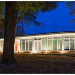 Marktpavillon in Norden zur blauen Stunde