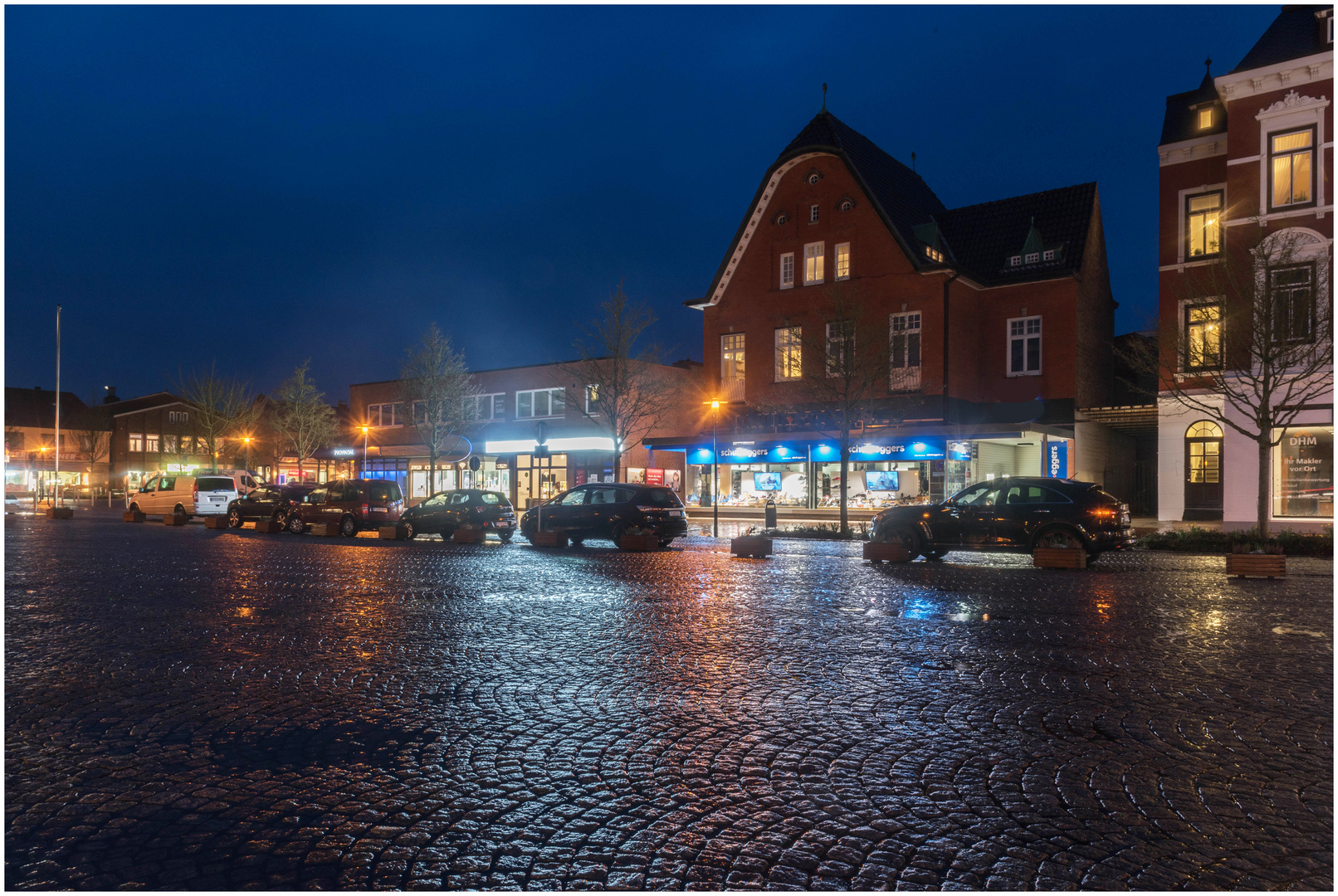 Marktplatz Barmstedt Foto & Bild | world, nachtaufnahme, europa Bilder ...