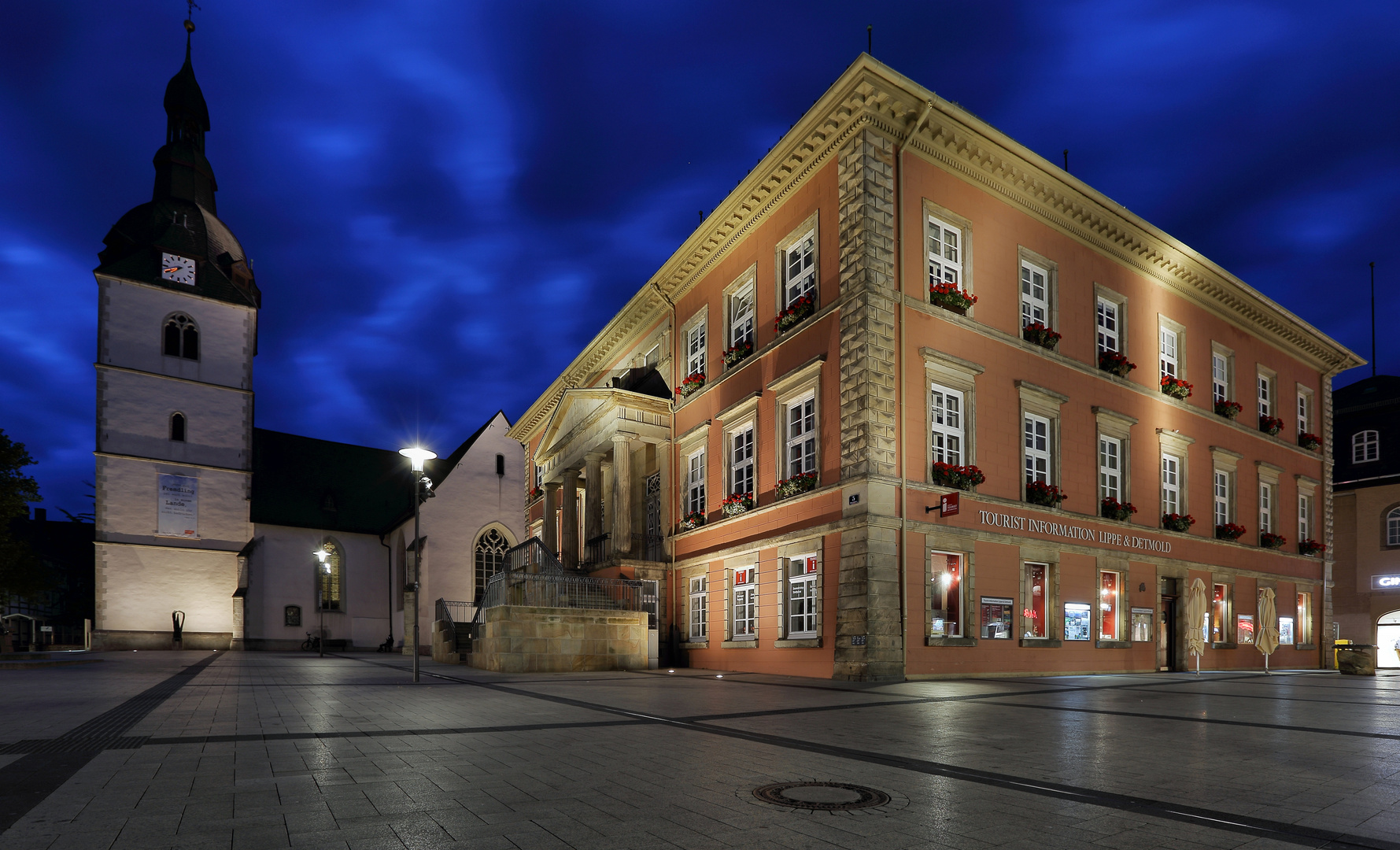 Marktplatz - Detmold zur Blauen Stunde