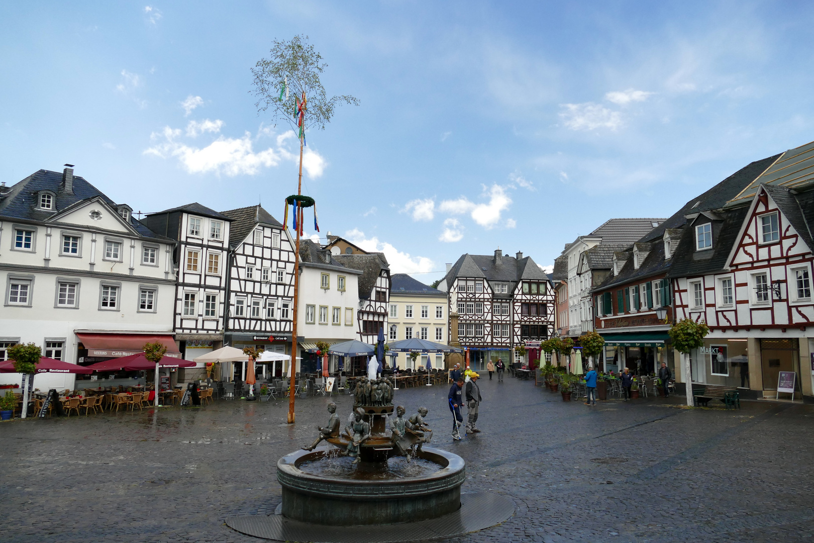 °°°° Marktplatz in Linz am Rhein °°°°