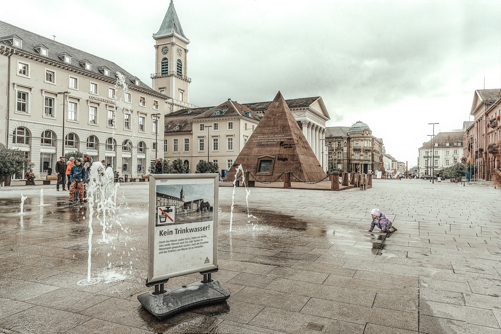 Marktplatz Karlsruhe-1622_be