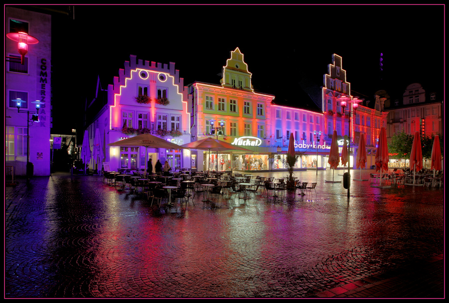 Marktplatz leuchtet