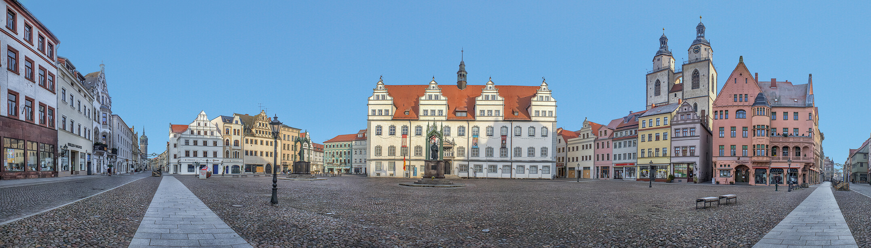 - Marktplatz Lu.-Wittenberg -