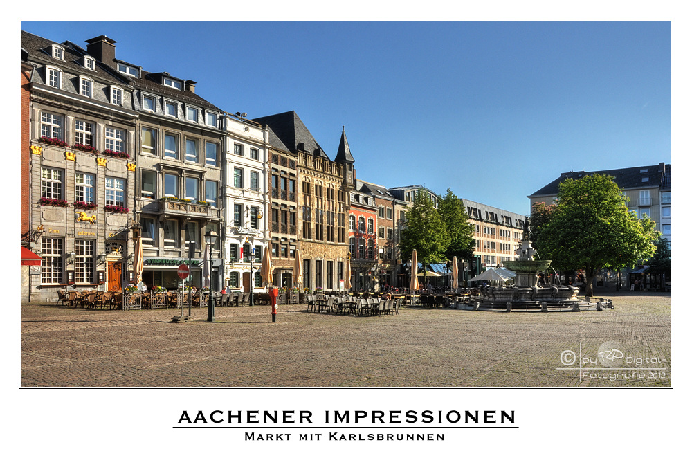 Marktplatz mit Karlsbrunnen