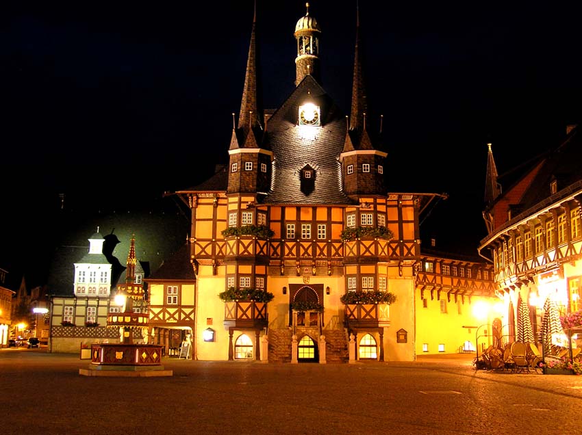 Marktplatz mit Rathaus in Wernigerode