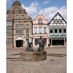 Marktplatz Stadthagen mit Brunnen