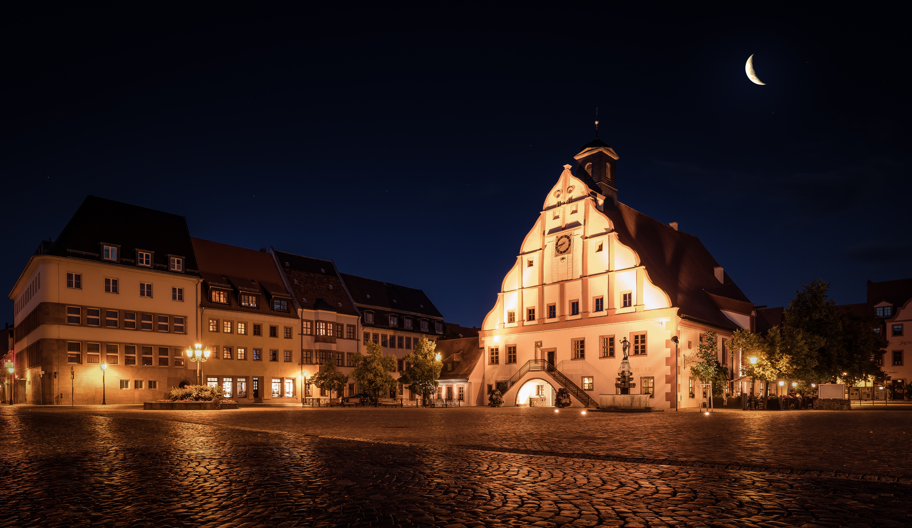 Marktplatz und altes Rathaus in Grimma